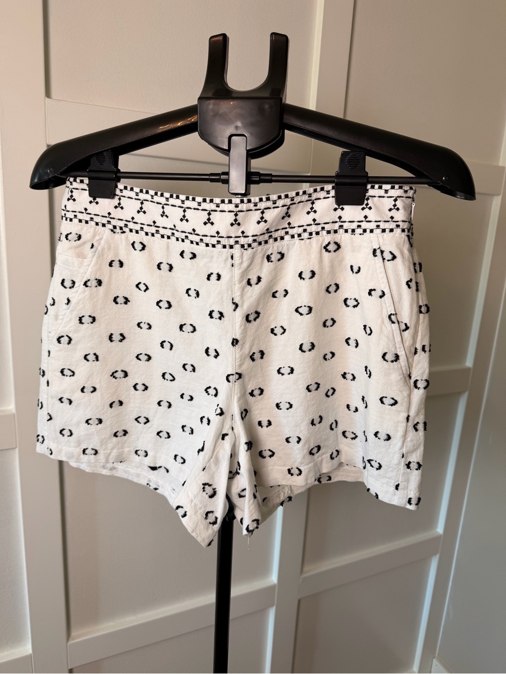 Anthropologie Hei Hei Black & White Printed Cotton Shorts Size 6